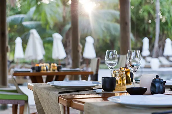Restaurant scene